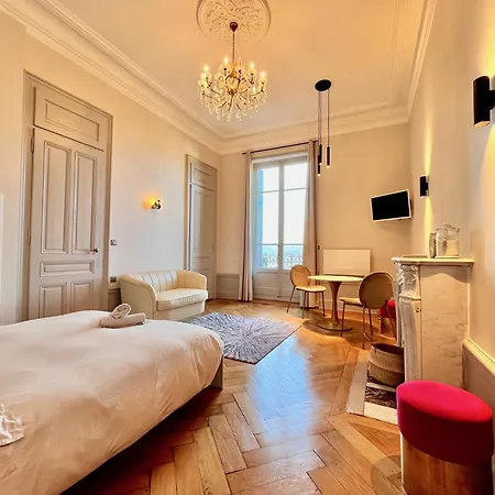 Appartement Bourgeois Avec Terrasse Et Vue Lac Aix-les-Bains Extérieur photo