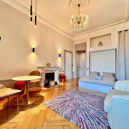 Appartement Bourgeois Avec Terrasse Et Vue Lac Aix-les-Bains Extérieur photo